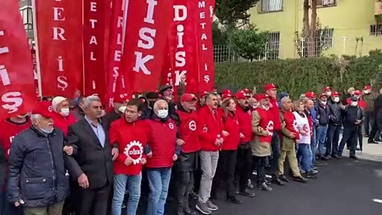 DİSK’ten Kartal’da miting; 'Artık yeter geçinmek istiyoruz'