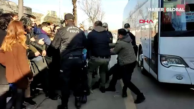 Ankara'da 'barınamıyoruz' eylemine müdahale! Çok sayıda gözaltı var