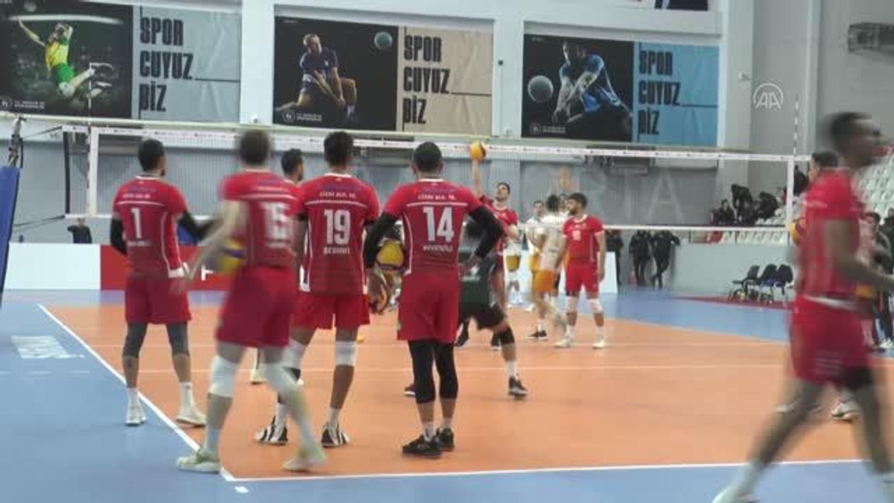 Voleybol: AXA Sigorta Efeler Ligi