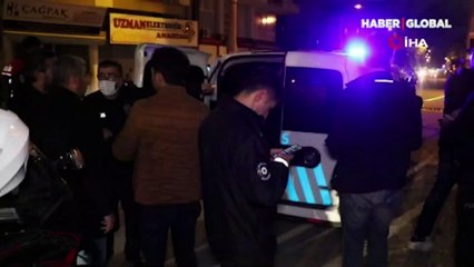 Sokak ortasında dehşet! Uzman er, tartıştığı kadın polisi bıçakladı