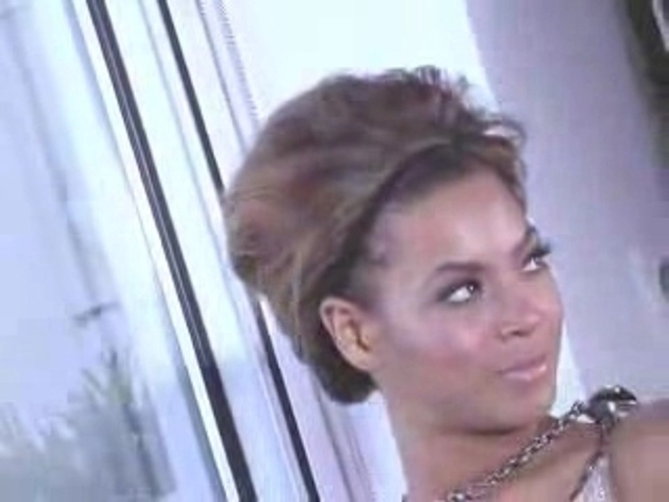 Beyoncé Shoots - Behind The Scenes