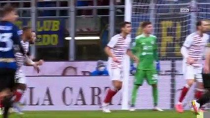 Serie A : l'Inter fait le show face à Cagliari et devient leader