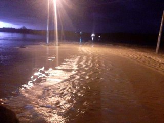 Edirne'yi sağanak vurdu: yollar kapandı, mahsur kalanlar kurtarıldı