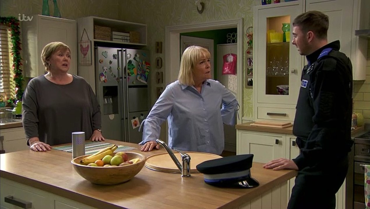BIRDS OF A FEATHER - CHRISTMAS SPECIAL 2018