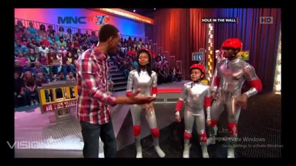 (Old version)Hole In The Wall Dream team vs Rowdy, we're rowdy part 1