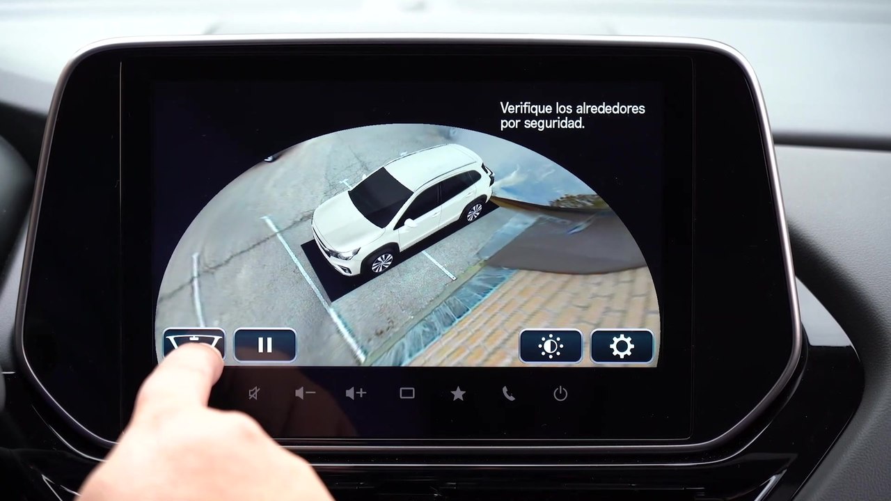 Der neue Suzuki S-Cross - Großzügiges und luftiges Raumgefühl