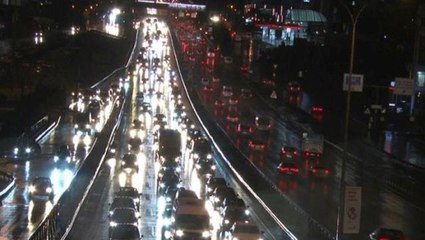 Son dakika! İstanbul'da trafik kilit! Yağmurun etkisiyle yoğunluk her geçen saniye artıyor