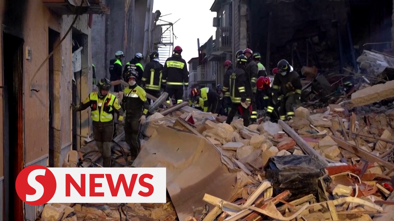 Several killed in Sicily building collapse