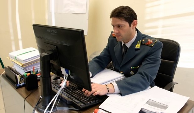 Lucca - Reddito di Cittadinanza, denunciati 20 furbetti : uno aveva due case in Costa Azzurra (13.12.21)