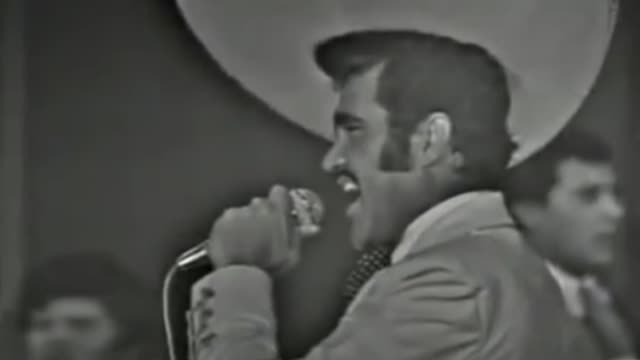 México llora la muerte de Vicente Fernández