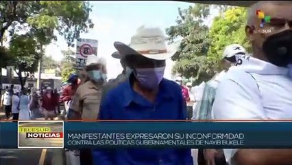 Скачать видео: Miles de salvadoreños protestaron contra políticas gubernamentales de Nayib Buquele