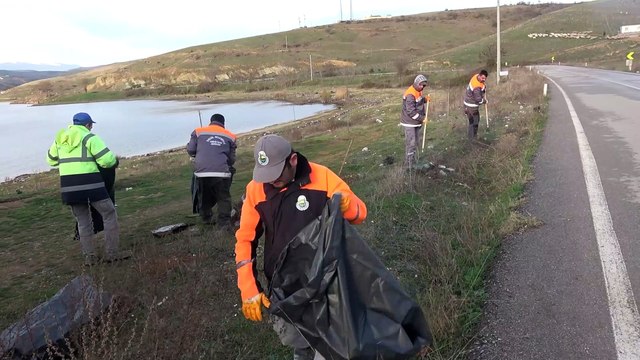 Boğazköy Barajı çevresi temizlendi