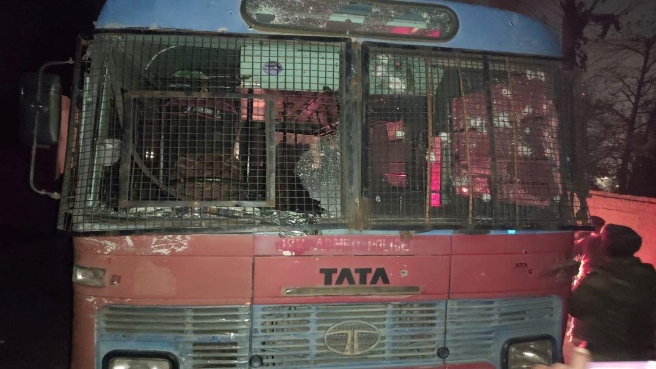 Terrorists on bike fired bullets at JK Police bus, 3 killed