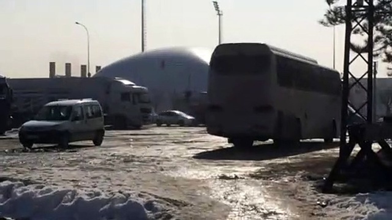 Kamyon ve tır pazarında gezdik