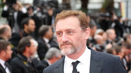 VOICI - Jean-Paul Rouve méprisé ? L'acteur évoque ceux qui le « regardent un peu avec condescendance "