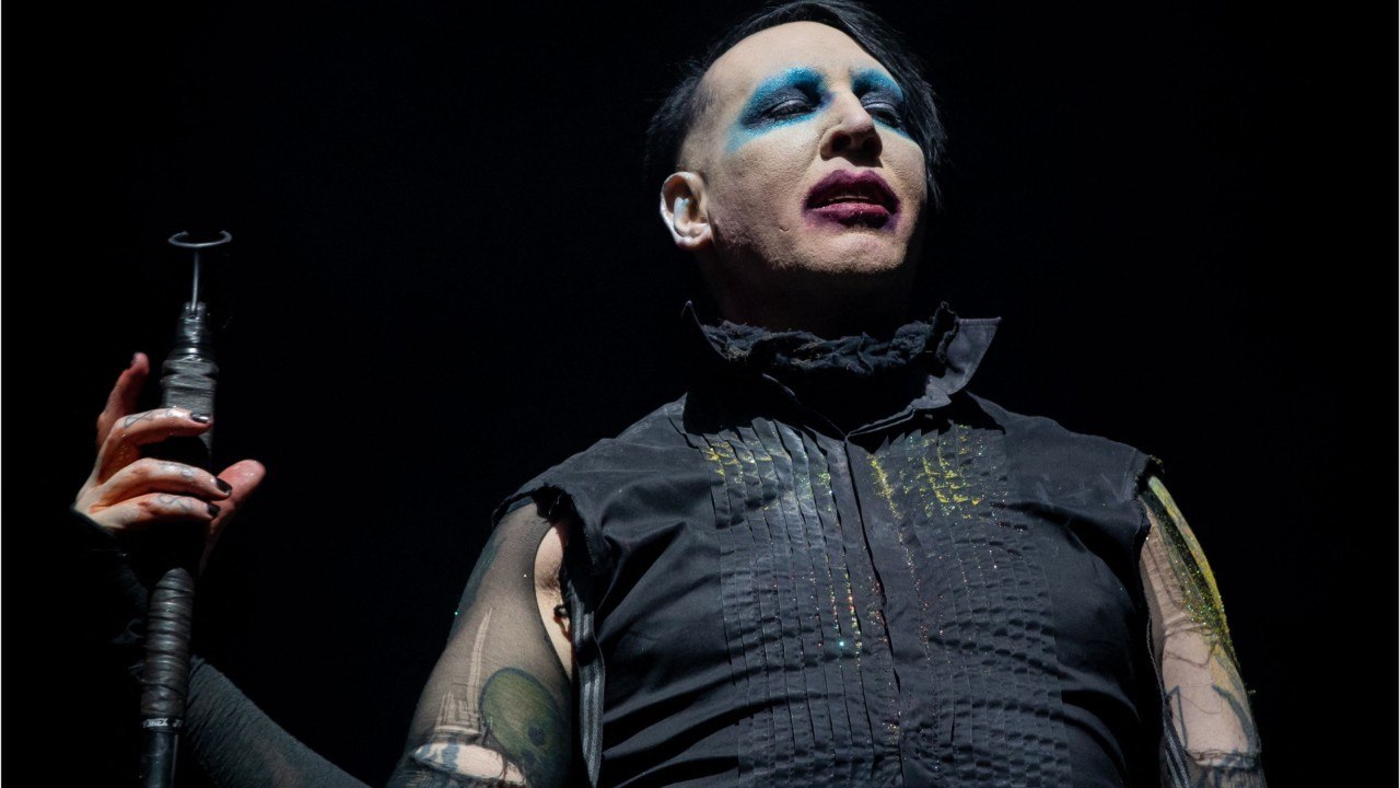 Voici - Marilyn Manson : une perquisition menée au domicile du chanteur accusé de multiples agressions sexuelles