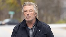 VOICI : Alec Baldwin, accusé de 