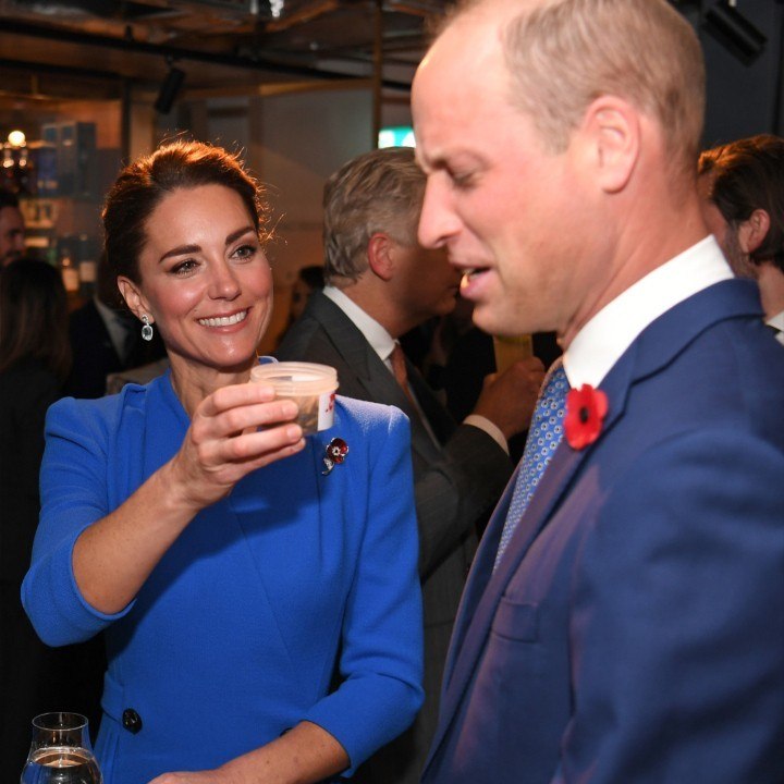 VOICI - Elisabeth II : ce qu'elle ne « supporte pas " chez le prince William et Kate Middleton (1)