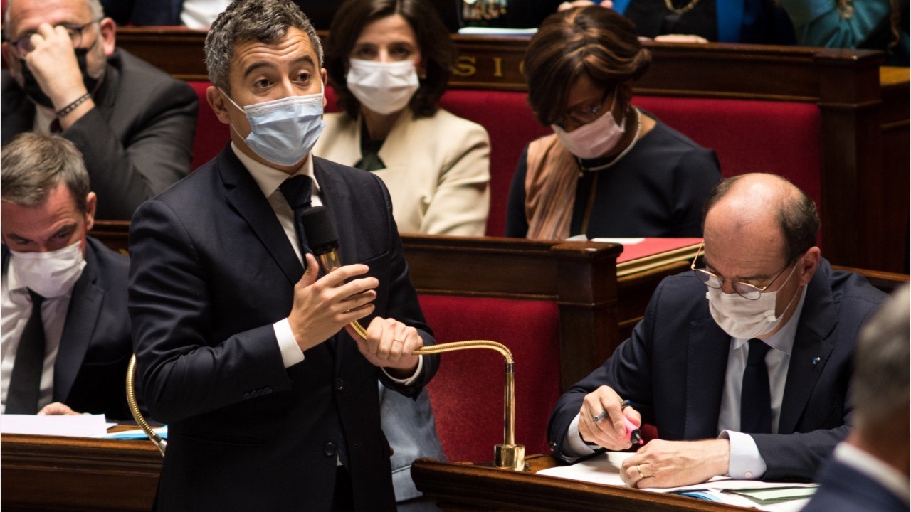 Voici - Gérald Darmanin : sa relation très fusionnelle avec sa maman, Annie, qui ne le lâche pas d'une semelle