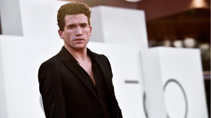 Voici - Casa de Papel : Jaime Lorente (Denver) est devenu papa, découvrez les clichés de sa petite fille