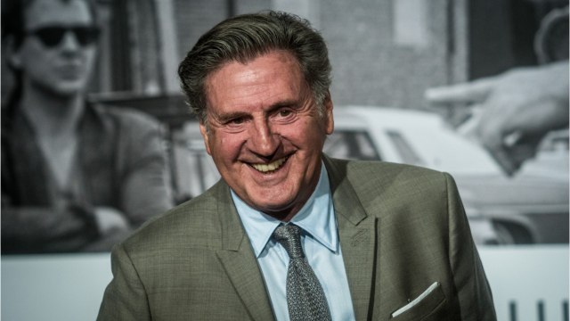 VOICI : Daniel Auteuil : son grand regret concernant Alain Delon