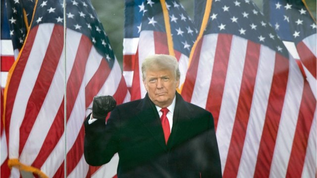 VOICI : Ce mec est malade : Donald Trump profère de graves accusations contre Alec Baldwin