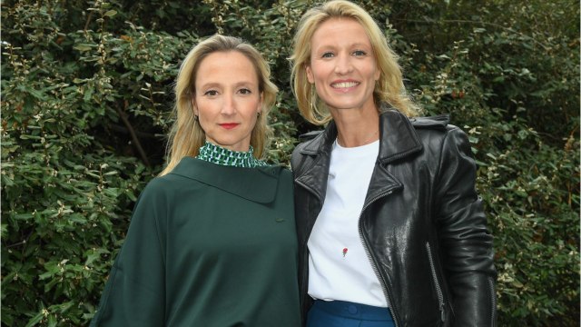 VOICI : PHOTO Alexandra Lamy pose avec sa mère et sa sœur Audrey Lamy : leur ressemblance est frappante