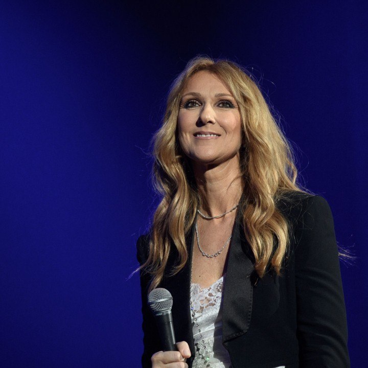 VOICI :SOCIAL « Ce qui lui arrive est douloureux " : Claudette Dion donne des nouvelles de sa soeur Céline Dion
