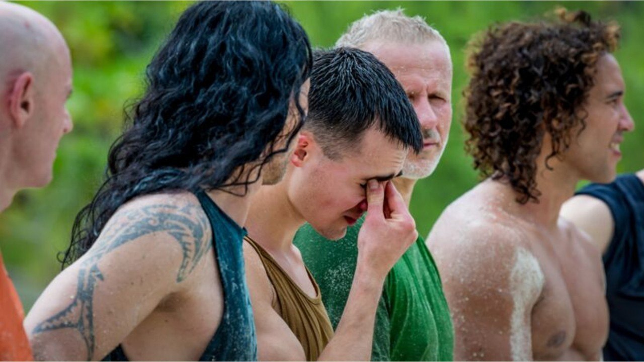 VOICI - Coumba (Koh-Lanta, la légende) sous le choc : elle porte plainte pour « injure à caractère raciste "