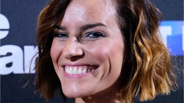 VOICI - Danse avec les stars : ce moment gênant pour Fauve Hautot qui a failli passer inaperçu