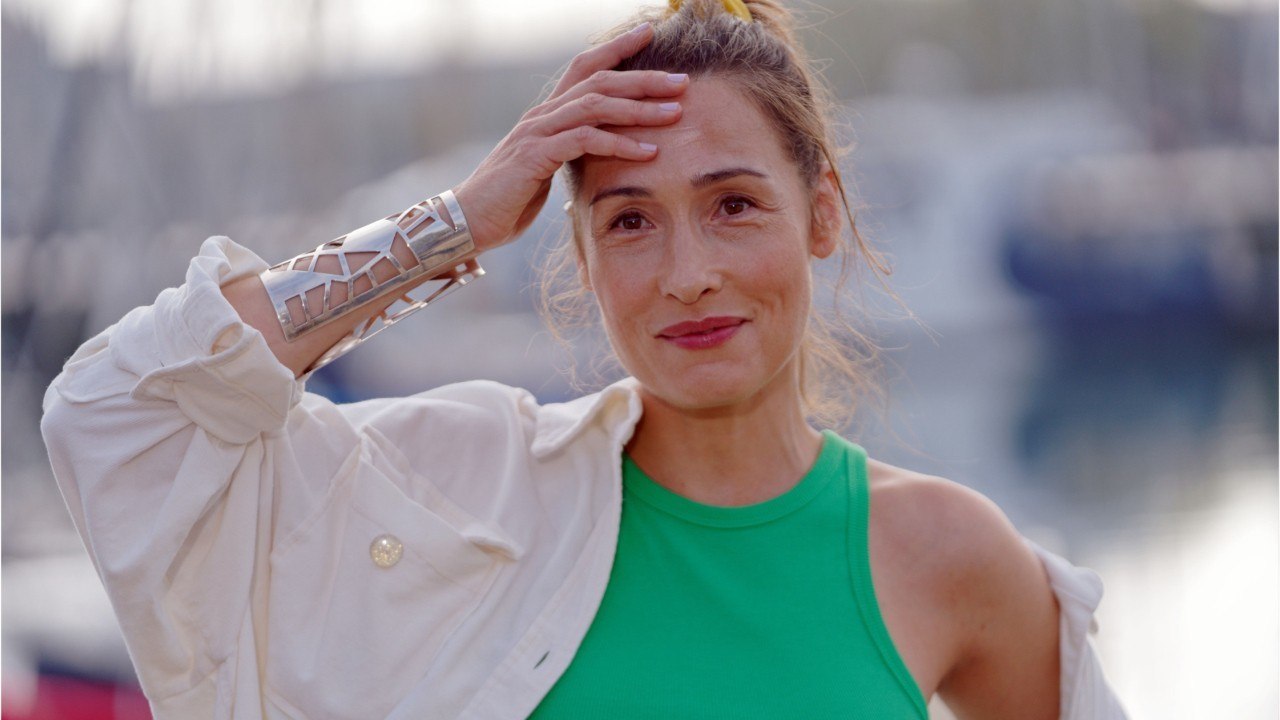 VOICI - Meurtres à Lille : les tatouages d'Annelise Hesme sont-ils vrais ?