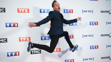 VOICI : À tes côtés : Jarry dévoile la réaction de sa famille à la diffusion du téléfilm sur son père