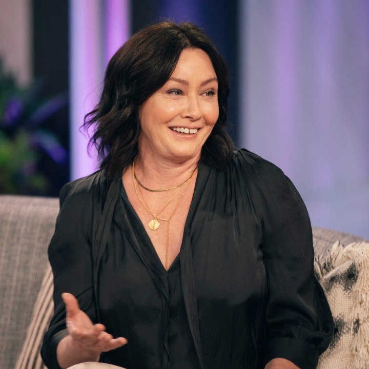 VOICI SOCIAL : Shannen Doherty : l'actrice dévoile en images l'un des moments les plus difficiles de sa lutte contre le cancer