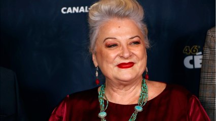 VOICI : Josiane Balasko : ce projet un peu particulier dans lequel la comédienne s'est lancée