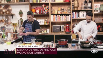 Lasanha de peito de peru com molho de queijos