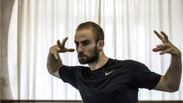 VOICI - Danse avec les stars 2021 : ce que François Alu exige le plus de la part des candidats