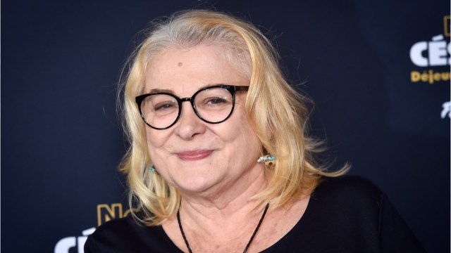 VOICI : Josiane Balasko : cette raison qui l'a poussée à avoir recours à la chirurgie esthétique