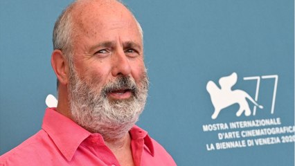 VOICI : Mort de Roger Michell : le réalisateur de Coup de foudre à Notting Hill avait 65 ans