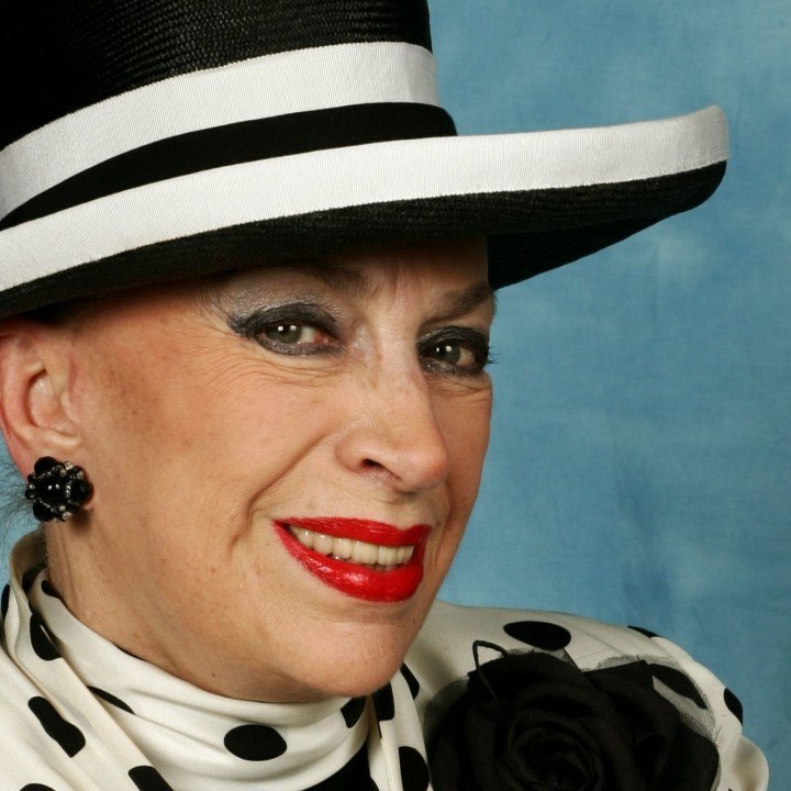 VOICI SOCIAL : Geneviève de Fontenay : l'ancienne présidente du Comité Miss France vit avec une retraite de 1400 euros par mois (1)