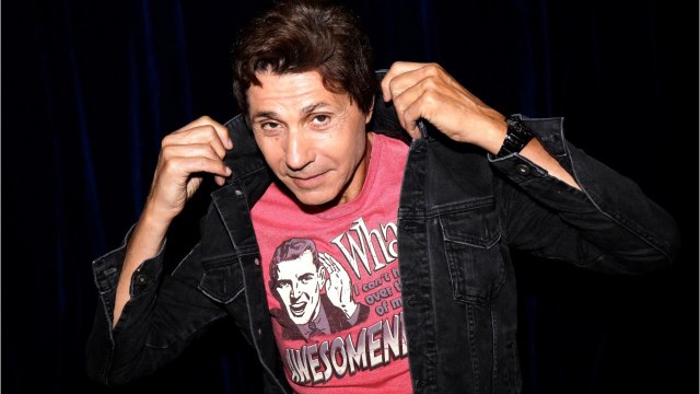 VOICI - Jean-Luc Lahaye : pourquoi il a fait six mois de prison ferme lorsqu'il était plus jeune