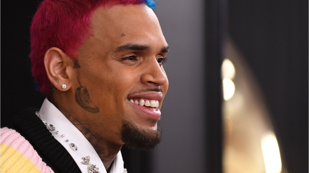 VOICI-Chris Brown échappe à un procès pour des viols qu'il aurait commis lors d'une fête chez lui