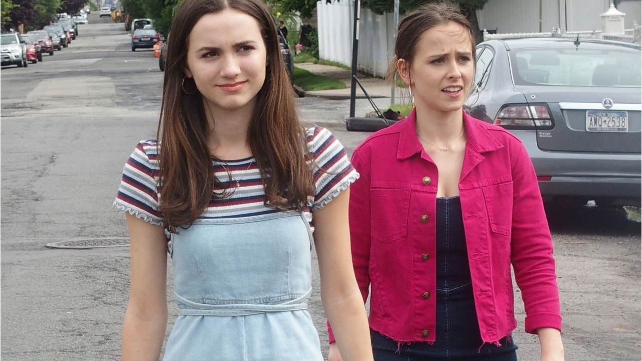 Voici - Timothée Chalamet (Dune) : qui est sa grande sœur Pauline, également actrice ?