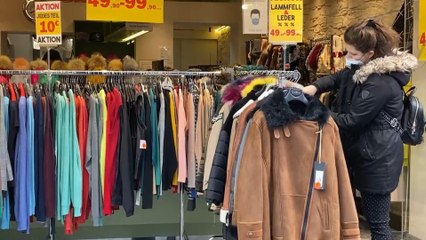 Austria reabre comercios y museos para vacunados tras el fin de confinamiento