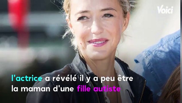 VOICI - PHOTO Hélène de Fougerolles : heureuse, la comédienne annonce une grande nouvelle