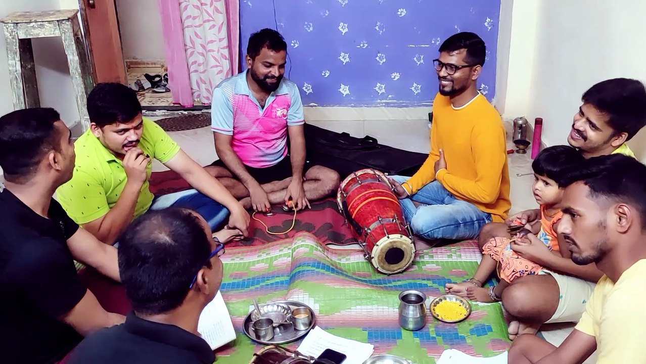 Kokani Bhajan - Gavalan - Chhum chhum... Waaje paijan