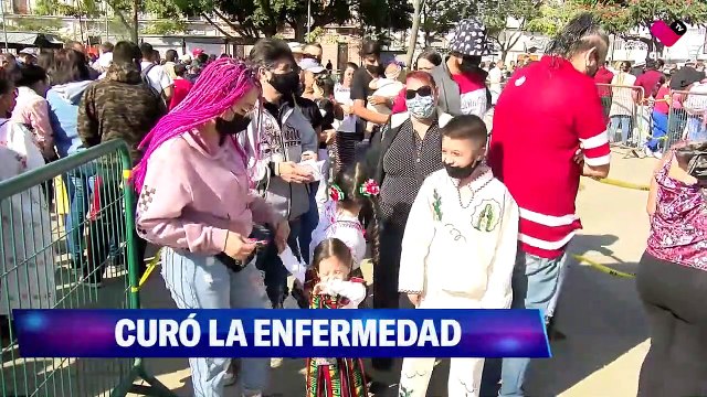 Fieles acuden a la misa de la Virgen de Guadalupe
