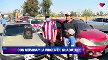 Padre e hijo acuden a darle último adiós a Vicente Fernández