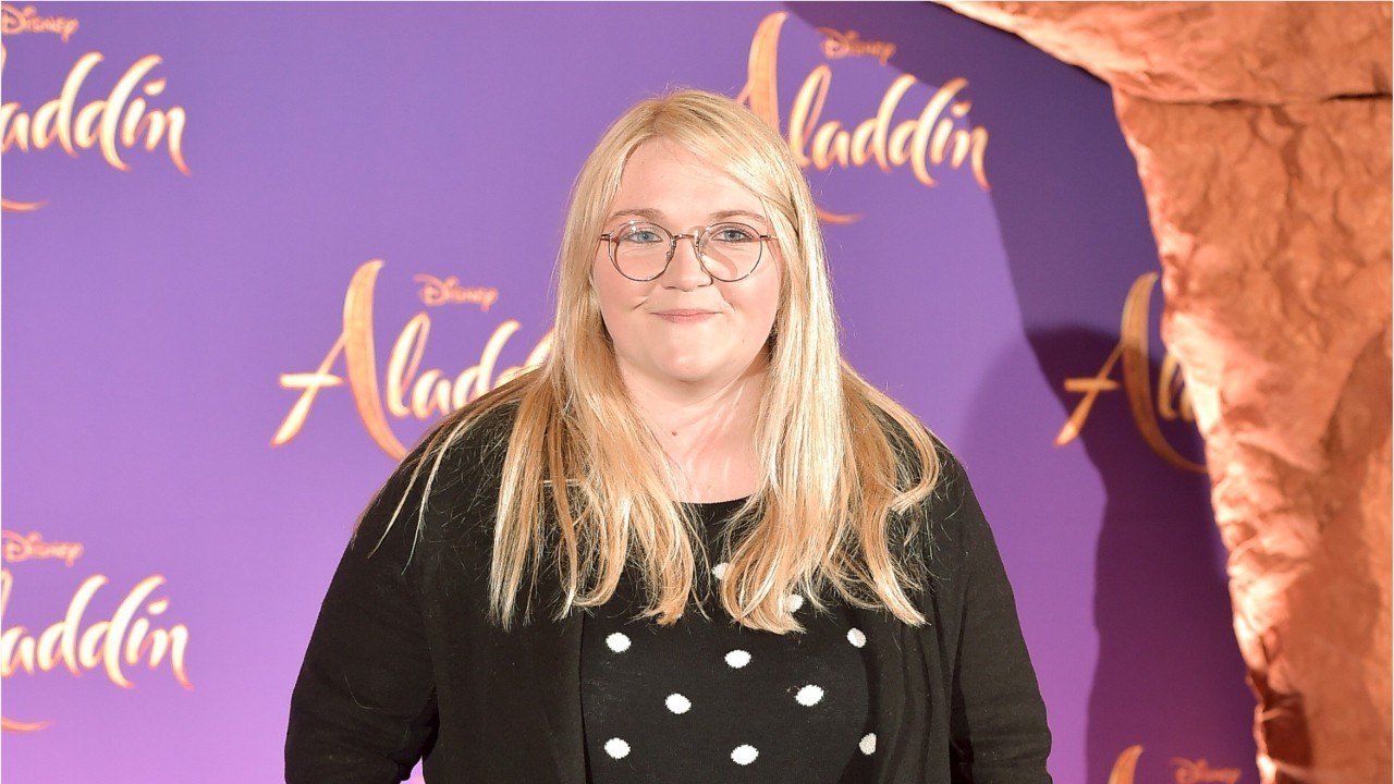 VOICI : Lola Dubini victime d’insultes grossophobes : la police intervient