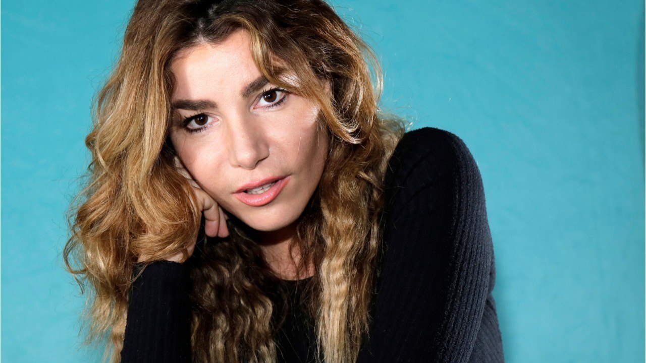 VOICI : Lola Marois pose avec sa grand-mère : son bouleversant message pour son 90e anniversaire