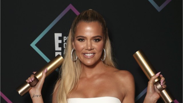 VOICI : Khloé Kardashian opte pour un changement de look radical : les internautes sont sous le charme